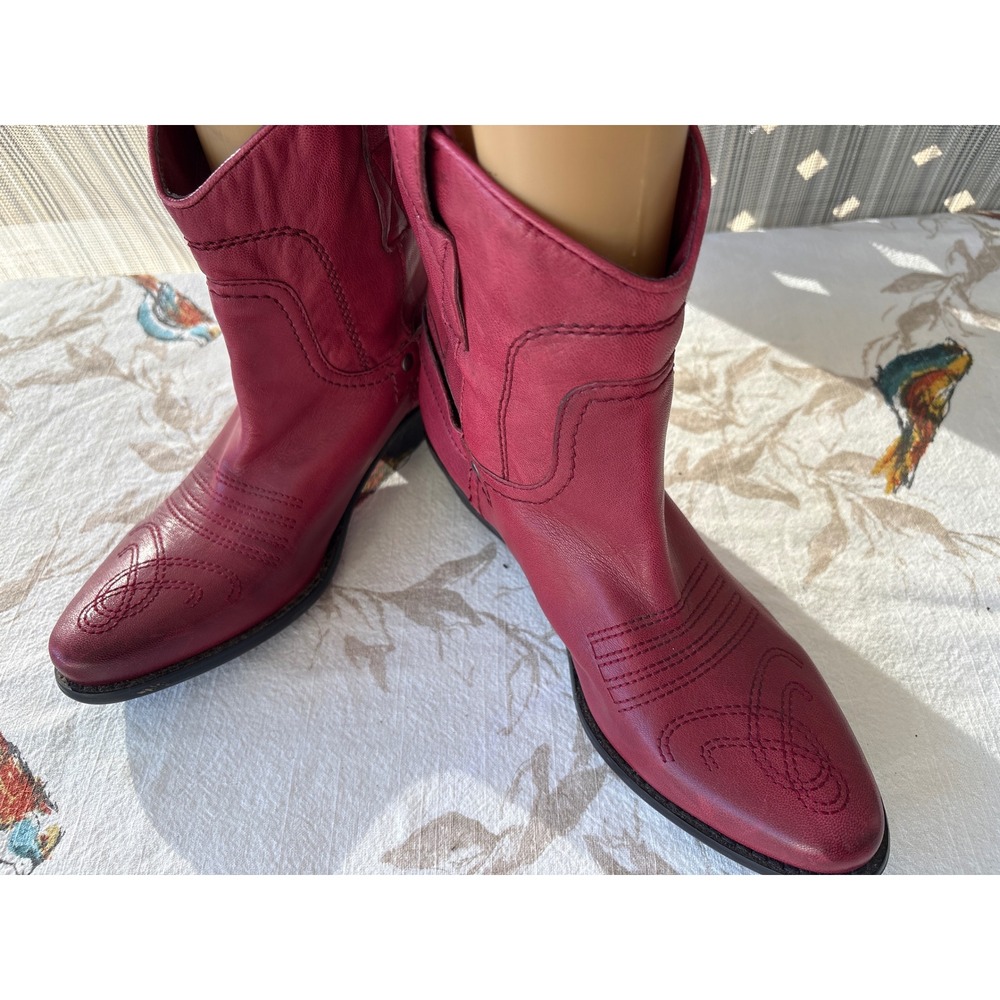 Franco Sarto Waco Red Leather Western Ankle Boots Pointed Toe Harness 7.5M
